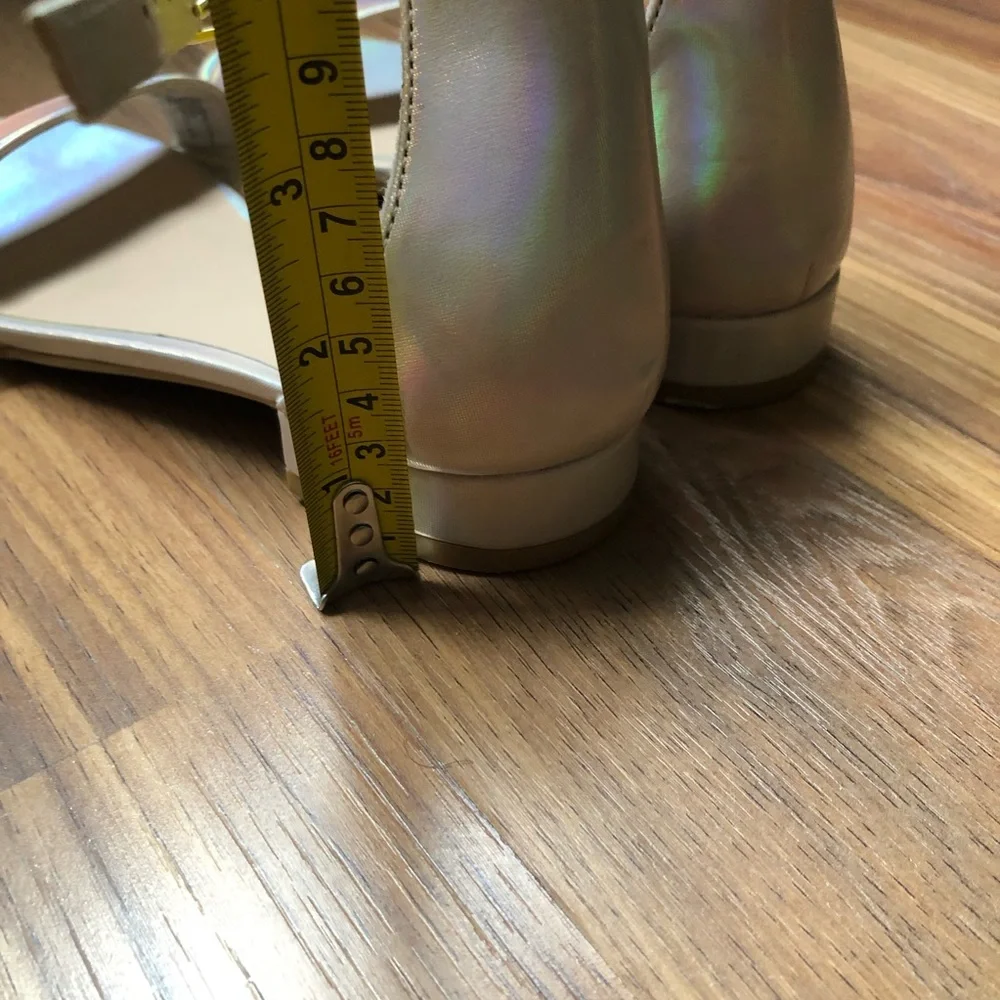 Wonder Nation Girl’s Holographic Ankle Strap Sandals size 3